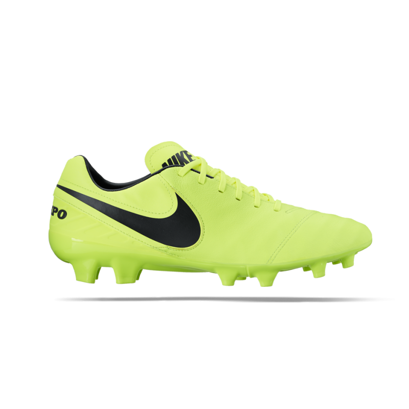 nike tiempo mystic v