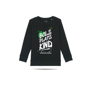bolzplatzkind-graffiti-sweatshirt-kids-schwarz-bpkstsk916-lifestyle_front.png