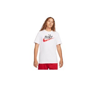 nike-t-shirt-weiss-f100-dz3279-lifestyle_front.png